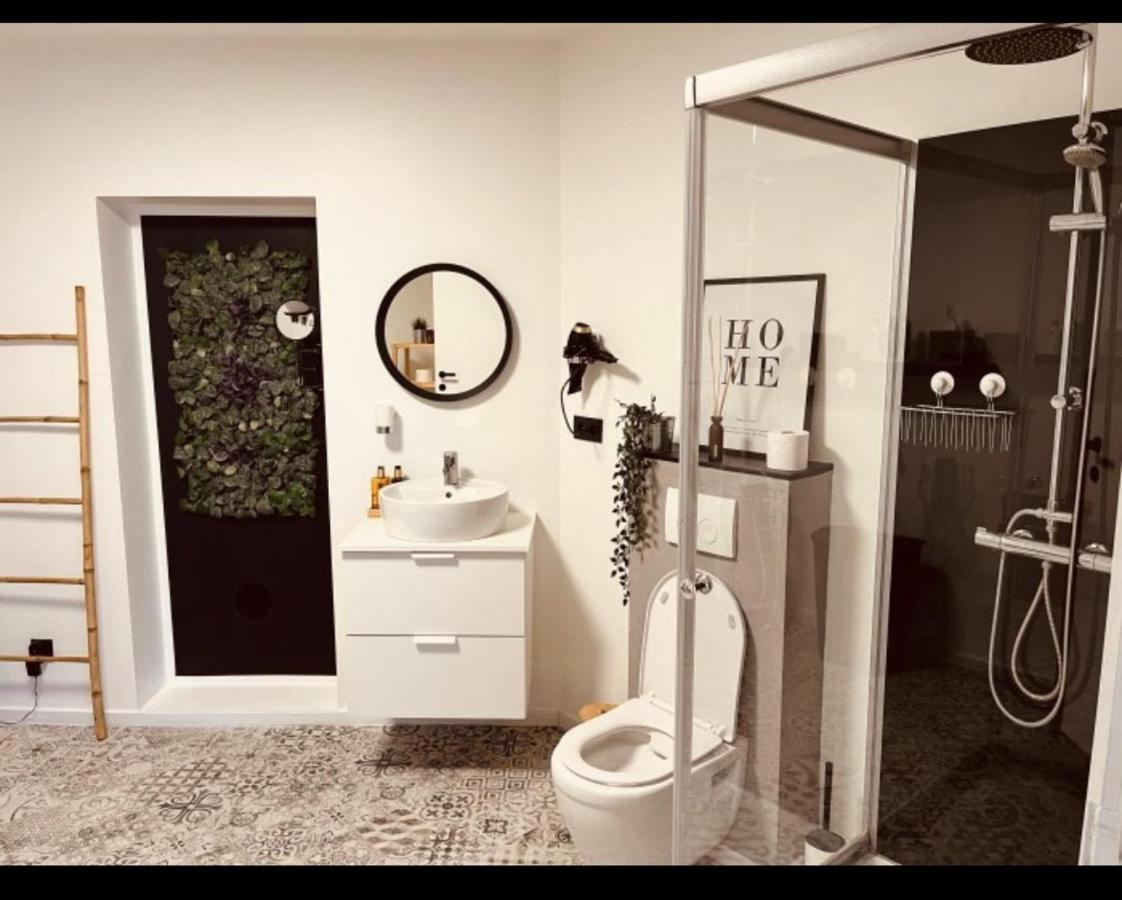 La Villa Bastogne Chambre D'Hotes 1 מראה חיצוני תמונה